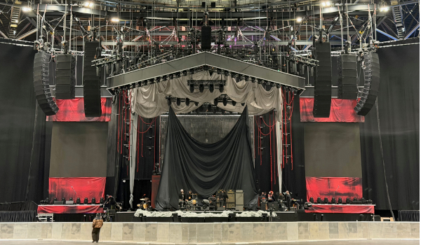Skan PA powers Biffy Clyro's 'Futique' Tour