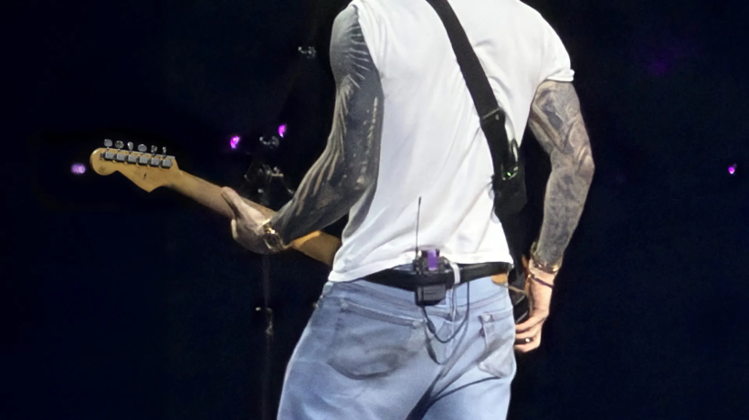 Sennheiser Maroon5 01 c RickyGarcia